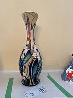 Full front view of vase on shelf
