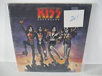 Front album cover of the Kiss Destroyer vinyl record showing the band in costume with logo and title.