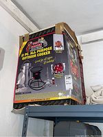 Photo of complete outdoor cookset packaging showing all included items and key information.