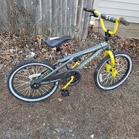 Full side view of the Magna kids bicycle showing overall condition and color.
