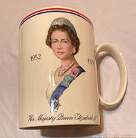 Front side of the Wedgwood mug showing a colored portrait of Queen Elizabeth II marked 1952-1977 with inscription.