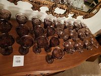 Overview of all goblets and sorbet dishes arranged on a table