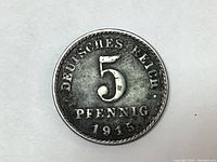 Obverse side showing denomination '5 Pfennig' and 'DEUTSCHES REICH' with year 1915