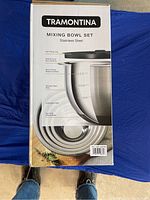 Photo of body of box showing brand Tranontina mixing bowl set with product features listed
