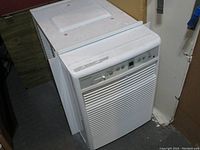 Front and right side view of unit with side panels