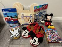 Overview of the lot showing all items together, including packaging