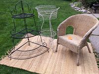 All items displayed together on the sisal rug, showing the furniture and rug in natural outdoor setting