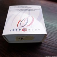 Box packaging showing 1909–2009 Montreal Canadiens anniversary logo