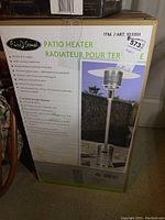 Sealed box displaying Fire Sense Patio Heater Radiateur pour Terrasse art 1031511 and spec list