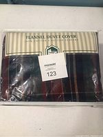 Front packaging of the flannel duvet cover showing plaid pattern and packaging label.