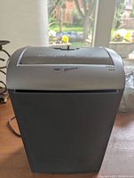 Front view of GBC Executive 5078 paper shredder showing the slot and control panel.