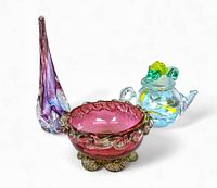 Frontal view of the 3 Murano glass collectibles arranged side by side showing color and shape details.