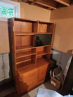 Front elevation showing full cabinet