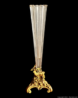 Front view of the vase showing clear textured crystal glass top and bronze moose base.