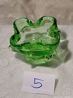 Green Murano Sommerso glass floral-shaped bowl front angle