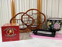 Full view of all items with Wickless Wonder box, wooden shelves, ceramic pot, black tray with paper insert