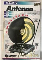 Front and side view of the Recoton Power Wave 800 antenna box showing product image and features.