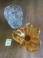 Photo showing both vase and bowl together to illustrate size and style contrast.