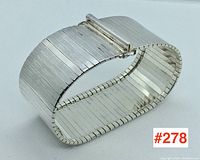 Bracelet in oval form showing overall shape and design