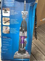 Photo of the front of the box showing the full vacuum with specifications and features.