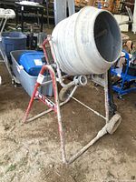 Front angle view showing drum, frame and wheels