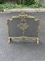 Full front view of fire screen on pavement