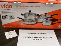 Box front showing Vida by Paderno branding and cookware image