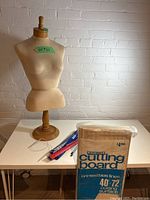 Pattern cutting board packaging showing printed bias lines and size 40x72