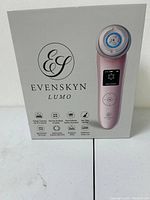 White box packaging showing Evenskyn Lumo branding and device image