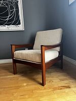 Angled three-quarter view showing full chair profile