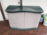 Closed exterior front view showing shape, color and condition of chest