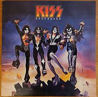 Front cover of Kiss Destroyer 1976 vinyl album showing band members in costume and makeup.