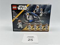Front view of Star Wars LEGO 75359 set box showing 5 minifigures and the speeder vehicle build with total 108 pieces.
