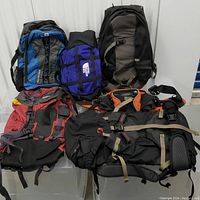 Overview of six packs arranged in two rows