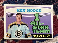 Front of the card showing Ken Hodge in Boston Bruins jersey as 1st All-Star Team right wing 1970-71