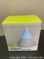 Box of the KIERA ultrasonic diffuser humidifier showing product image and branding.