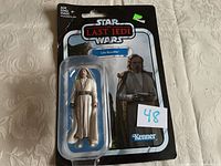 Luke Skywalker figurine in original Kenner Star Wars The Last Jedi packaging, showing front card and figure under plastic blister.