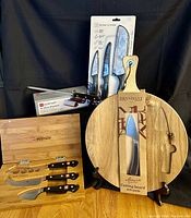 Overview of Brandani board, Wüsthof case with knives, Wüsthof sharpener, Dura Living knives