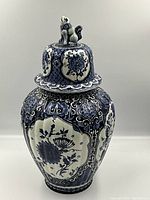 Front view of vase with lid in place