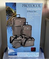 Box showing the full 5-piece set with product images and text listing the included items.