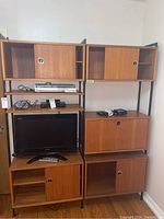 Full assembled configuration showing two uprights holding all modules