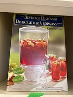 Front of the box showing the product image, BPA free label, and brand CreativeWare.