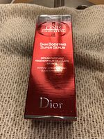 Box showing front with product name, use and branding.