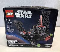 Box front showing LEGO Star Wars Kylo Ren's Shuttle Microfighter with 72 pieces, Series 7.