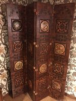 Front view of entire four-panel screen