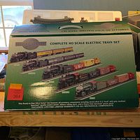 Top view of original Bachmann HO scale train set packaging box showing complete set images and branding.