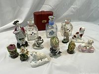 Overview of all 15 pieces arranged together