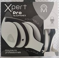 Front view of the Xpert Pro headphones box showing white and black foldable headphones with microphone icon and text in both English and French.