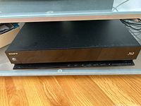 Front view of Sony Blu-ray disc/DVD receiver with 3D Blu-ray logo in black finish.