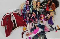 Overview of all dolls, tent, and accessories laid out showing quantity and condition